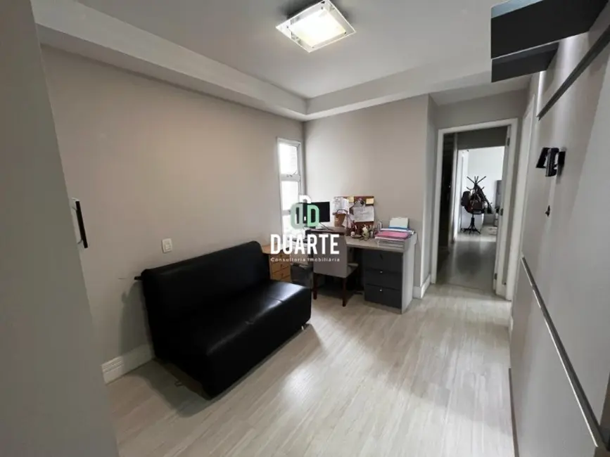Apartamento com 3 quartos à venda, 189m2 em Ponta da Praia, Santos - SP - imagem 9 Foto 9 de Apartamento com 3 quartos à venda, 189m2 em Ponta da Praia, Santos - SP