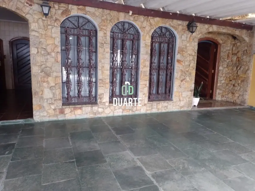 Foto 2 de Casa com 3 quartos à venda, 219m2 em Centro, Sao Vicente - SP