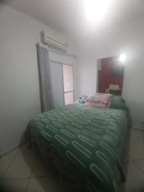 Foto 9 de Casa com 3 quartos à venda, 100m2 em Vila Cascatinha, Sao Vicente - SP