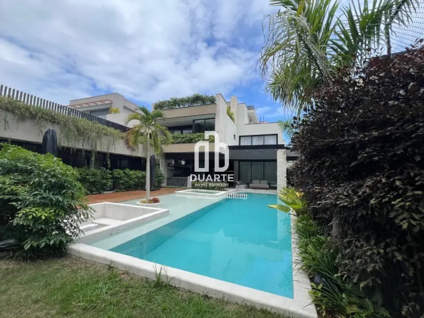 Casa com 7 quartos à venda, 930m2 em Riviera de São Lourenço, Bertioga - SP - imagem 9 Foto 9 de Casa com 7 quartos à venda, 930m2 em Riviera de São Lourenço, Bertioga - SP