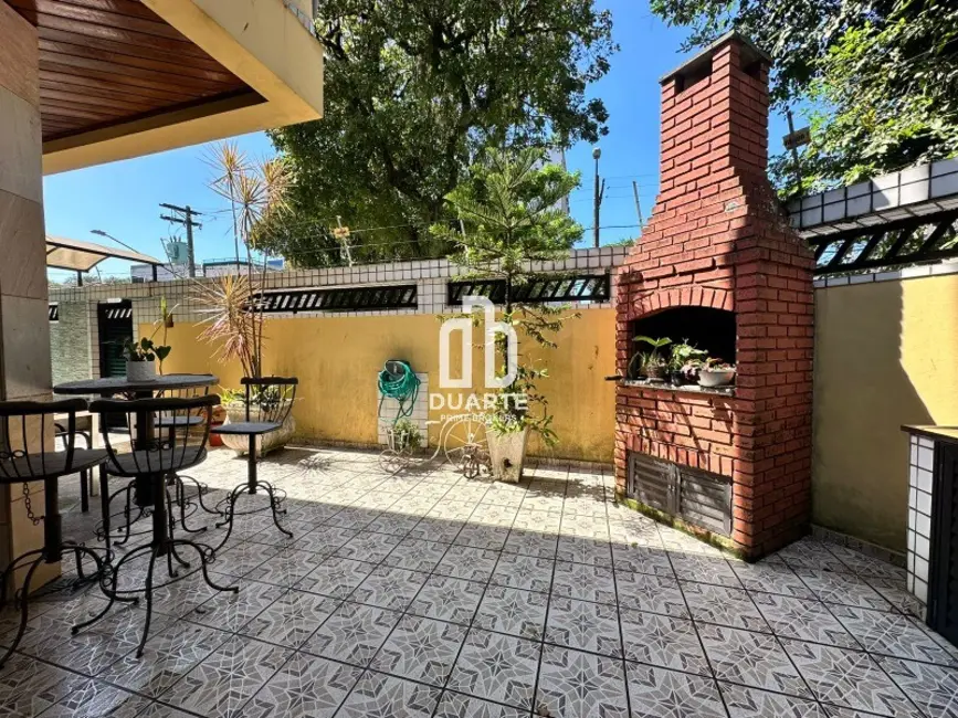 Foto 5 de Casa com 4 quartos à venda, 170m2 em Embaré, Santos - SP