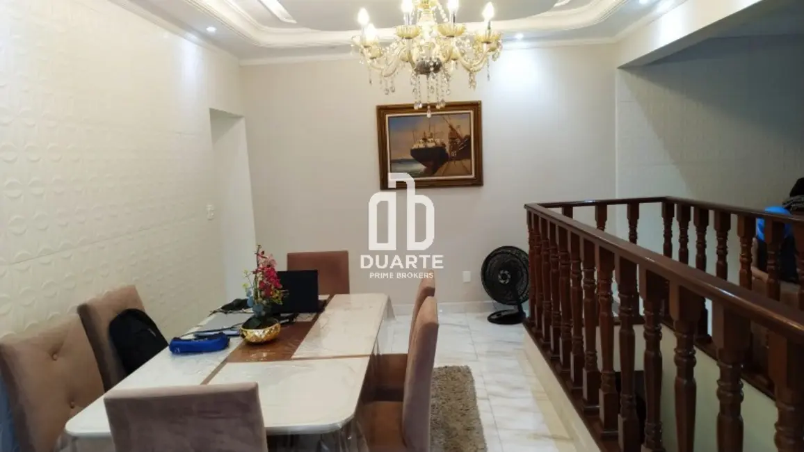 Casa com 6 quartos à venda, 269m2 em Embaré, Santos - SP - imagem 7 Foto 7 de Casa com 6 quartos à venda, 269m2 em Embaré, Santos - SP