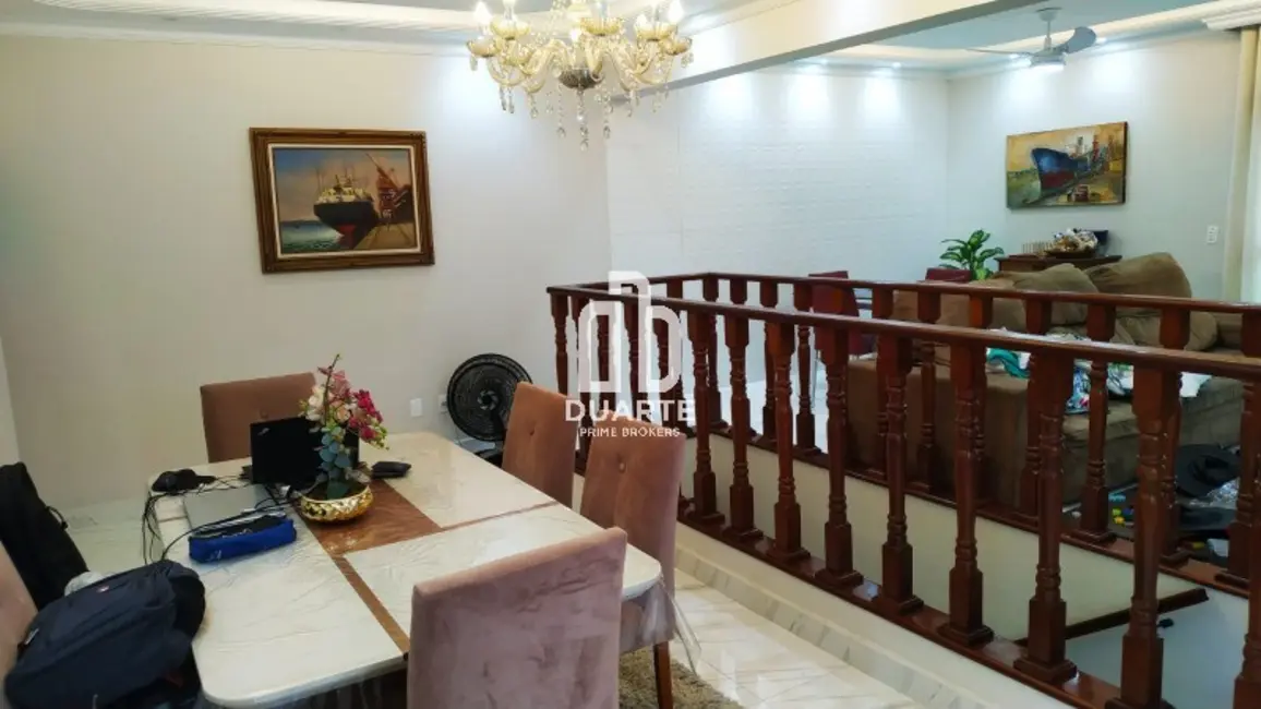 Casa com 6 quartos à venda, 269m2 em Embaré, Santos - SP - imagem 8 Foto 8 de Casa com 6 quartos à venda, 269m2 em Embaré, Santos - SP