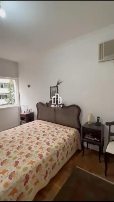 Apartamento com 3 quartos à venda, 190m2 em Gonzaga, Santos - SP - imagem 9 Foto 9 de Apartamento com 3 quartos à venda, 190m2 em Gonzaga, Santos - SP