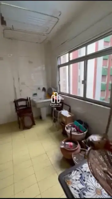 Apartamento com 3 quartos à venda, 190m2 em Gonzaga, Santos - SP - imagem 5 Foto 5 de Apartamento com 3 quartos à venda, 190m2 em Gonzaga, Santos - SP