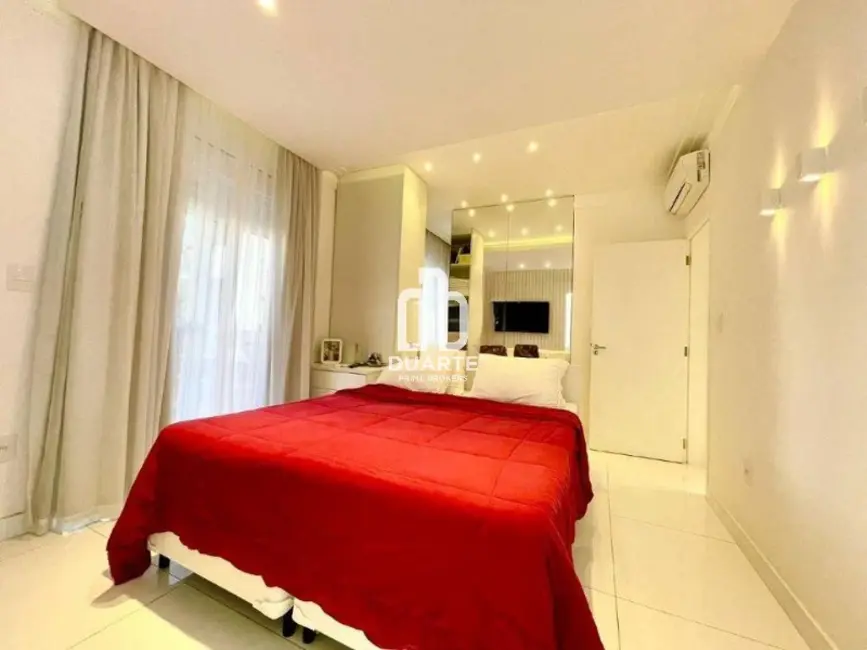 Apartamento com 3 quartos à venda, 203m2 em Gonzaga, Santos - SP - imagem 9 Foto 9 de Apartamento com 3 quartos à venda, 203m2 em Gonzaga, Santos - SP