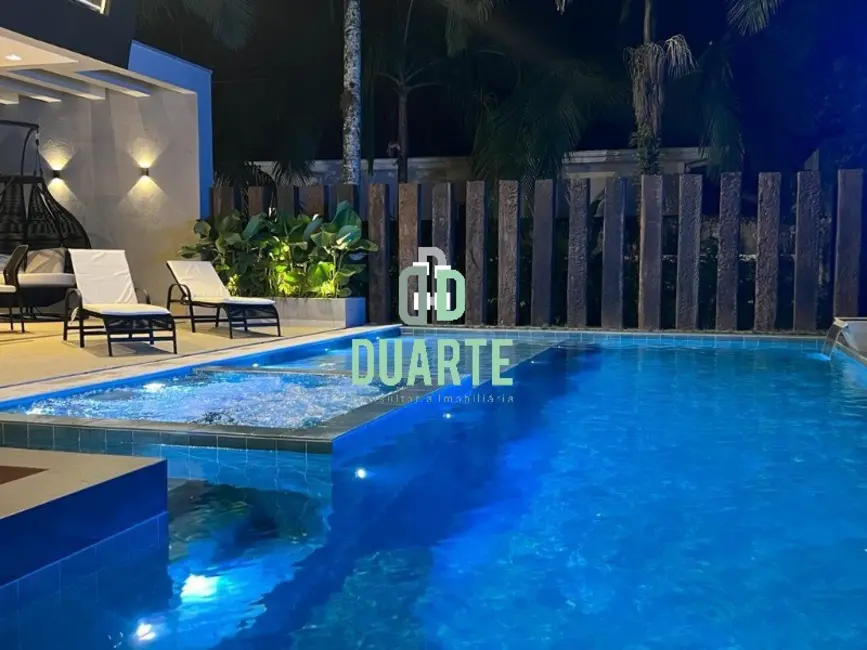 Foto 2 de Casa com 5 quartos à venda, 425m2 em Riviera de São Lourenço, Bertioga - SP