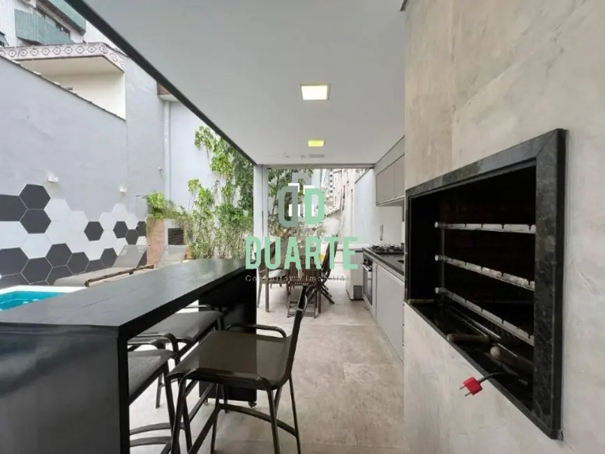 Casa com 3 quartos à venda, 200m2 em Campo Grande, Santos - SP - imagem 3 Foto 3 de Casa com 3 quartos à venda, 200m2 em Campo Grande, Santos - SP