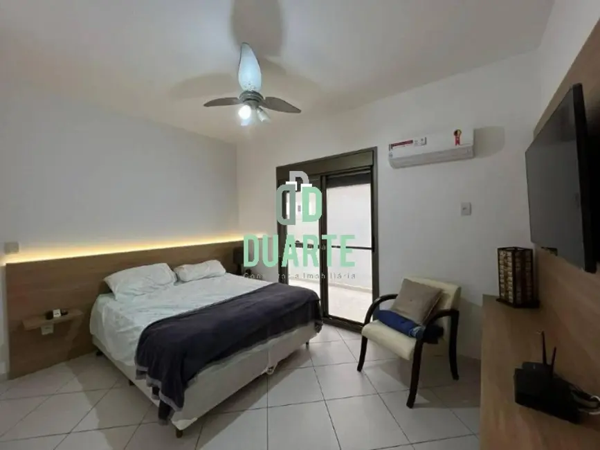 Casa com 3 quartos à venda, 200m2 em Campo Grande, Santos - SP - imagem 9 Foto 9 de Casa com 3 quartos à venda, 200m2 em Campo Grande, Santos - SP