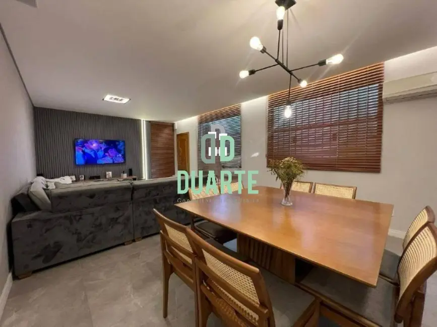 Casa com 3 quartos à venda, 200m2 em Campo Grande, Santos - SP - imagem 6 Foto 6 de Casa com 3 quartos à venda, 200m2 em Campo Grande, Santos - SP