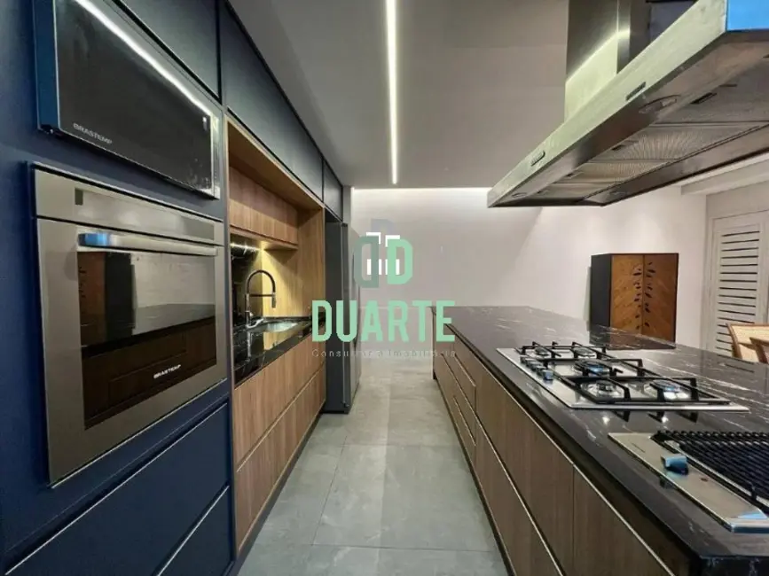 Casa com 3 quartos à venda, 200m2 em Campo Grande, Santos - SP - imagem 8 Foto 8 de Casa com 3 quartos à venda, 200m2 em Campo Grande, Santos - SP