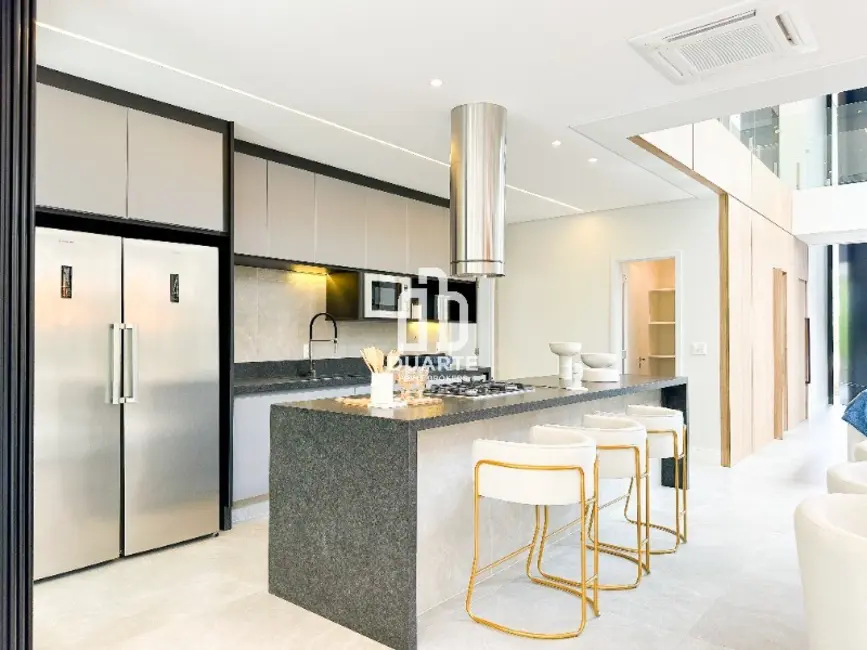 Foto 8 de Casa com 6 quartos à venda, 420m2 em Bertioga - SP