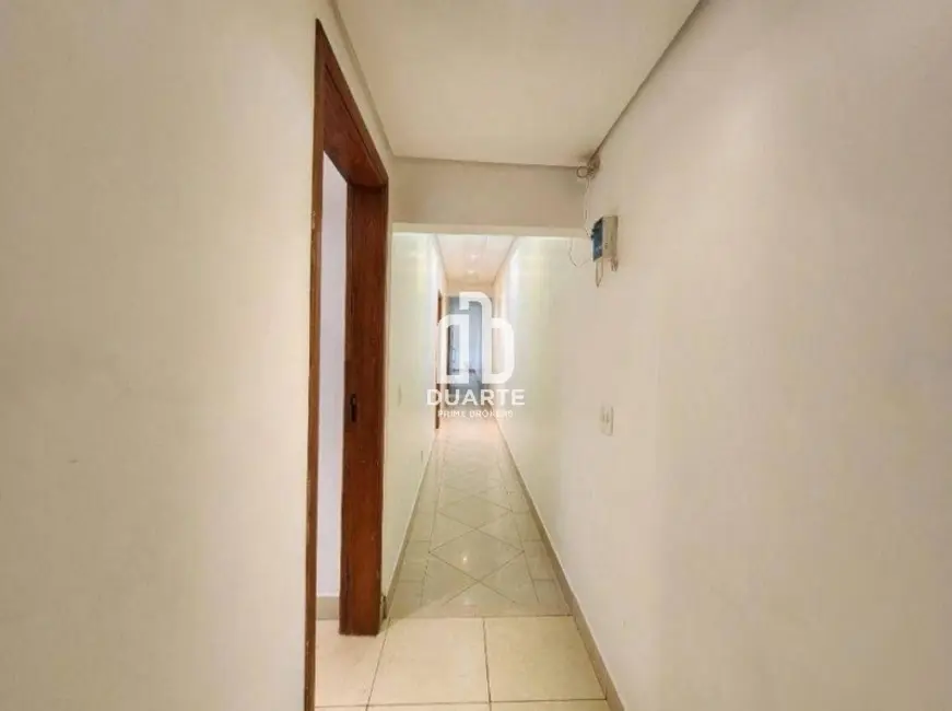 Foto 4 de Casa com 3 quartos à venda, 165m2 em Embaré, Santos - SP