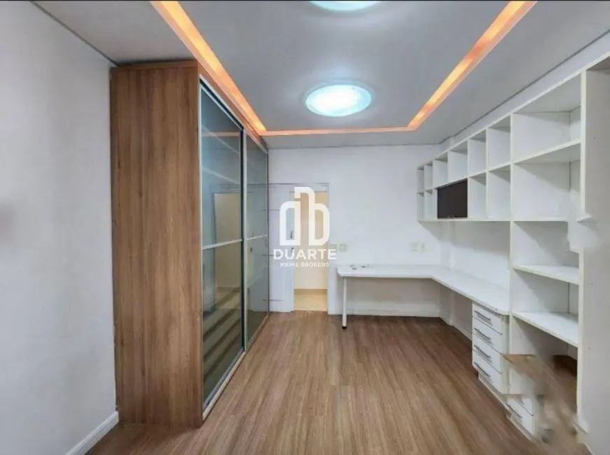 Foto 6 de Casa com 3 quartos à venda, 165m2 em Embaré, Santos - SP