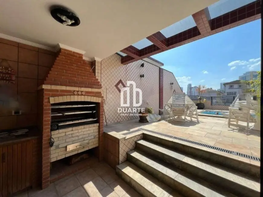 Casa com 4 quartos à venda, 360m2 em Embaré, Santos - SP - imagem 2 Foto 2 de Casa com 4 quartos à venda, 360m2 em Embaré, Santos - SP