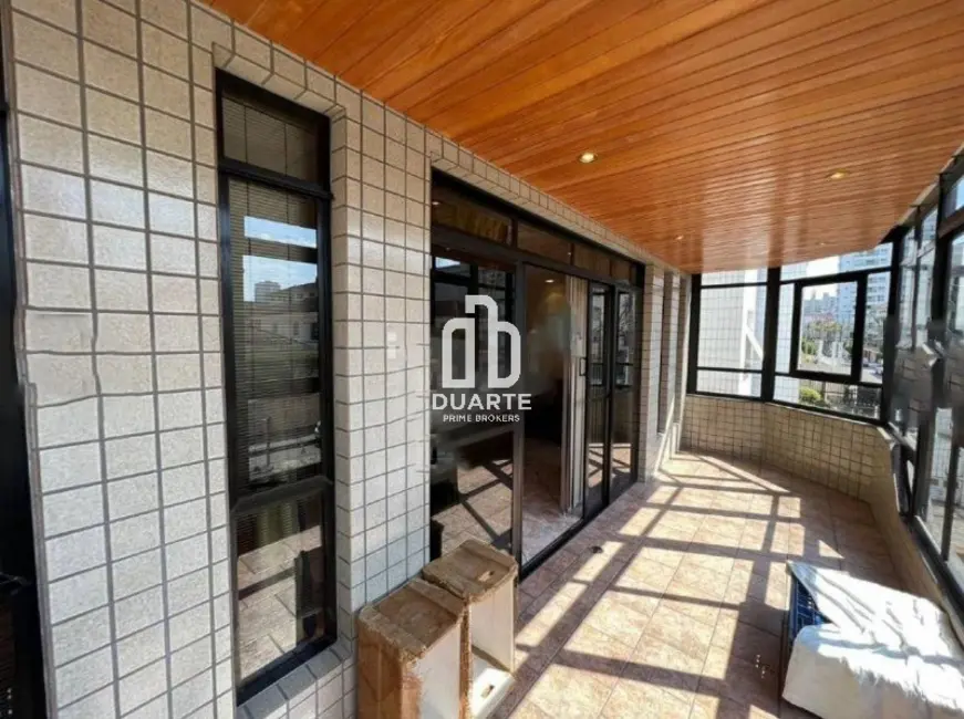 Casa com 4 quartos à venda, 360m2 em Embaré, Santos - SP - imagem 6 Foto 6 de Casa com 4 quartos à venda, 360m2 em Embaré, Santos - SP