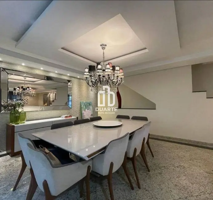 Foto 4 de Casa com 5 quartos à venda, 327m2 em Embaré, Santos - SP