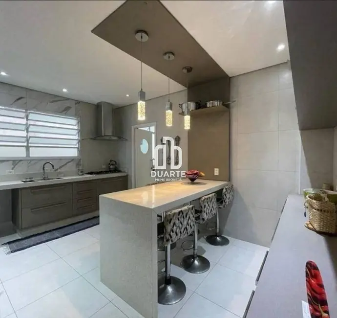 Foto 5 de Casa com 5 quartos à venda, 327m2 em Embaré, Santos - SP