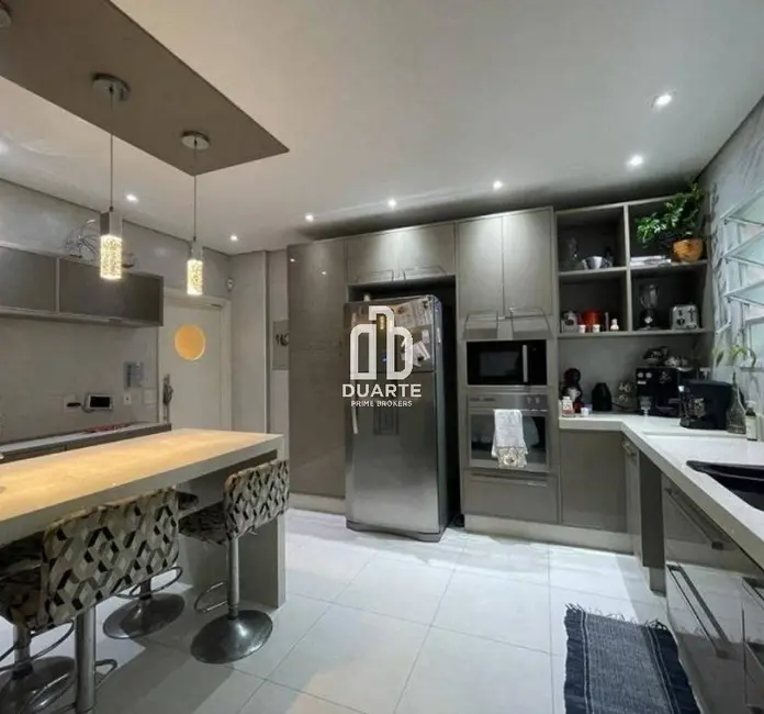 Foto 7 de Casa com 5 quartos à venda, 327m2 em Embaré, Santos - SP