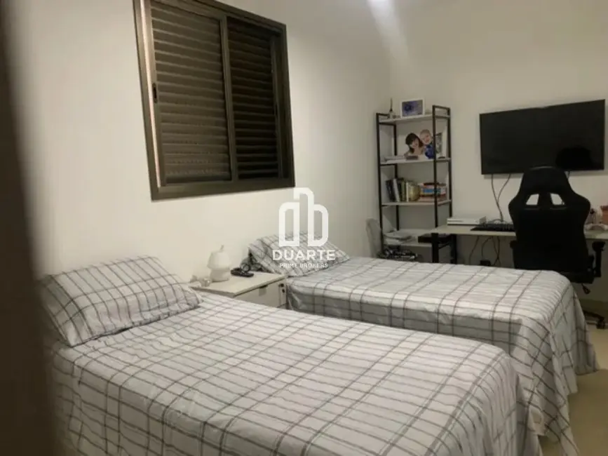 Foto 3 de Casa com 3 quartos à venda, 200m2 em Boqueirão, Santos - SP