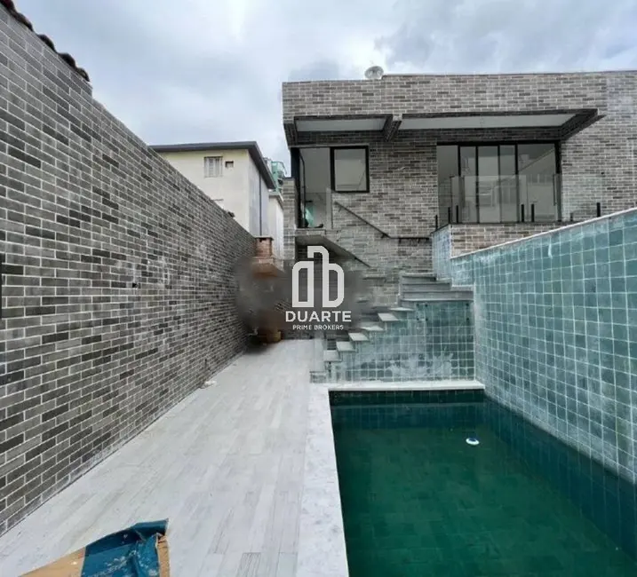 Foto 1 de Casa com 3 quartos à venda, 230m2 em Embaré, Santos - SP