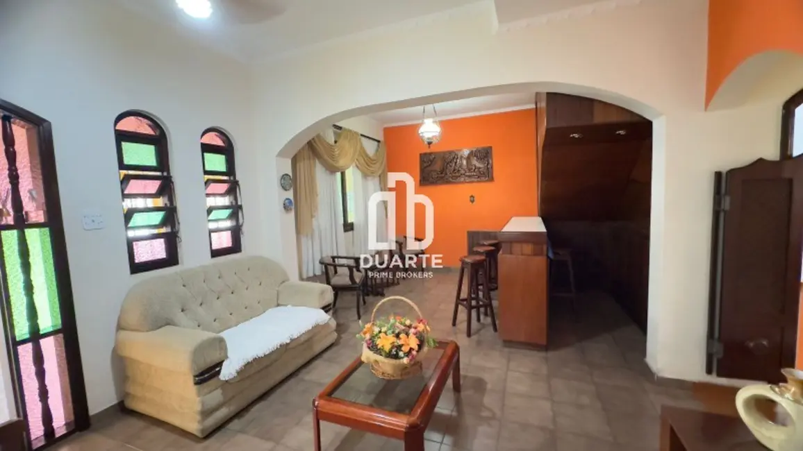 Foto 4 de Casa com 4 quartos à venda, 271m2 em Vila São Jorge, Sao Vicente - SP