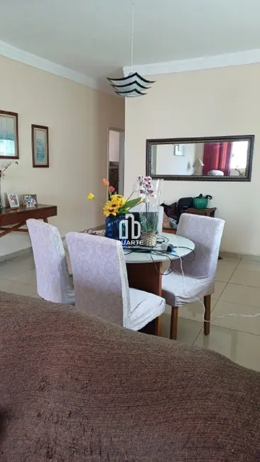 Foto 1 de Casa com 4 quartos à venda, 300m2 em Jabaquara, Santos - SP