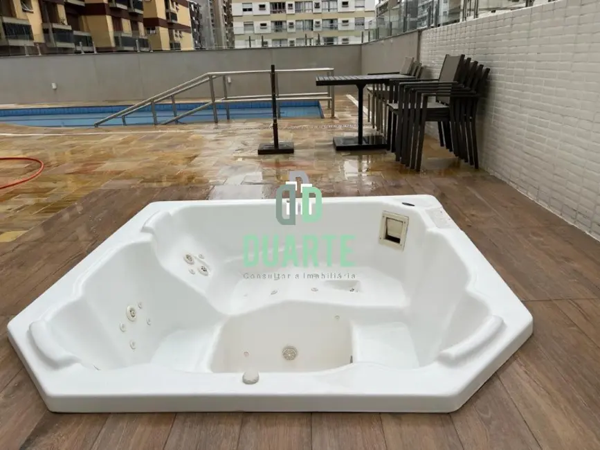 Foto 3 de Apartamento com 3 quartos para alugar, 180m2 em Gonzaga, Santos - SP