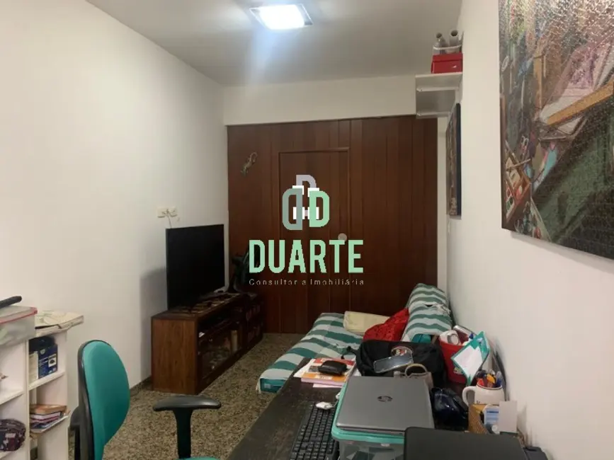 Casa com 3 quartos à venda, 260m2 em Vila Belmiro, Santos - SP - imagem 6 Foto 6 de Casa com 3 quartos à venda, 260m2 em Vila Belmiro, Santos - SP