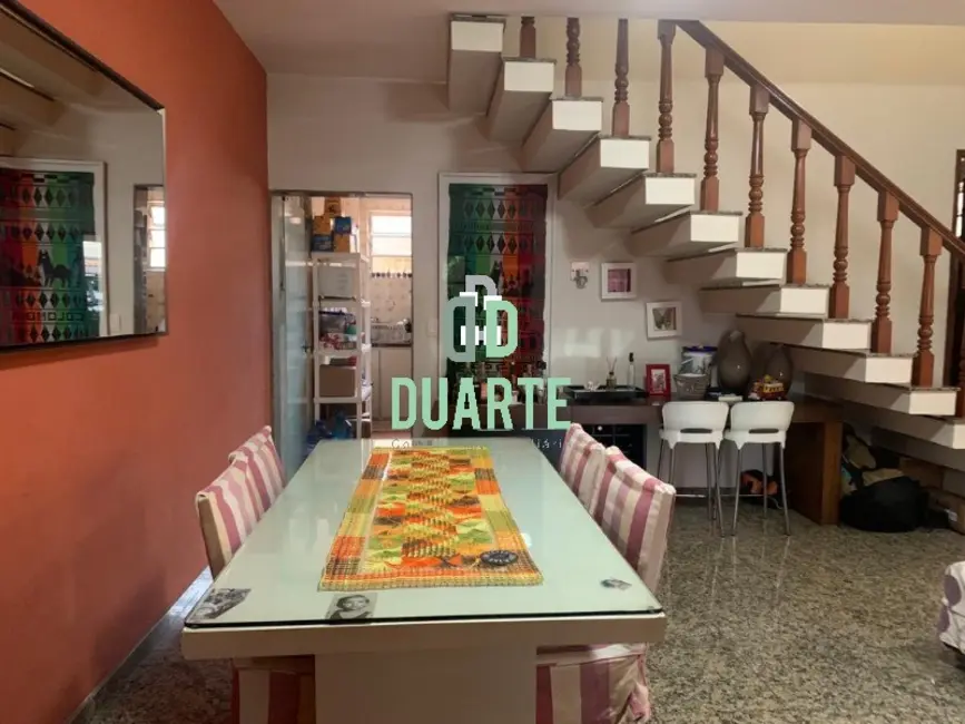 Casa com 3 quartos à venda, 260m2 em Vila Belmiro, Santos - SP - imagem 7 Foto 7 de Casa com 3 quartos à venda, 260m2 em Vila Belmiro, Santos - SP