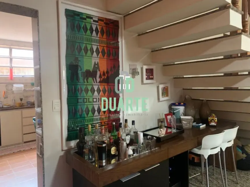 Casa com 3 quartos à venda, 260m2 em Vila Belmiro, Santos - SP - imagem 8 Foto 8 de Casa com 3 quartos à venda, 260m2 em Vila Belmiro, Santos - SP