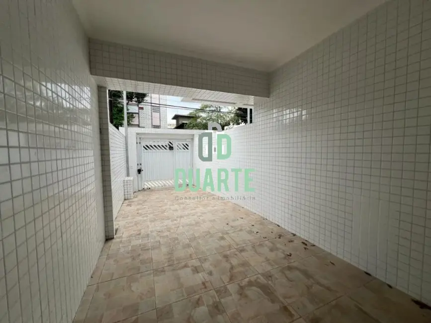 Foto 2 de Casa com 4 quartos à venda, 150m2 em Ponta da Praia, Santos - SP