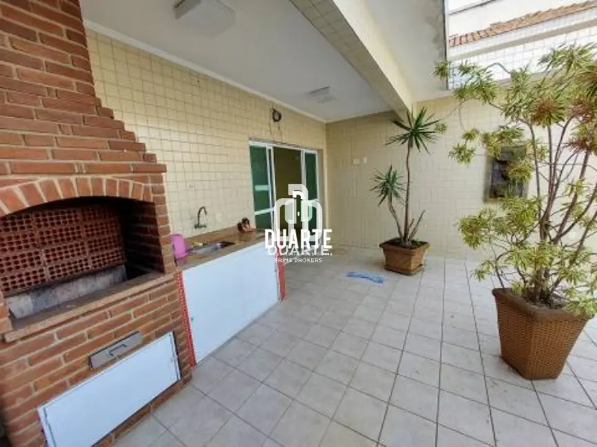 Foto 4 de Casa com 5 quartos à venda, 380m2 em Embaré, Santos - SP