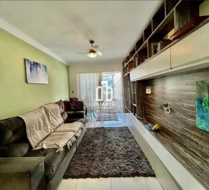 Foto 2 de Casa com 3 quartos à venda, 183m2 em Embaré, Santos - SP