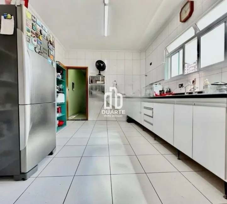 Foto 9 de Casa com 3 quartos à venda, 183m2 em Embaré, Santos - SP