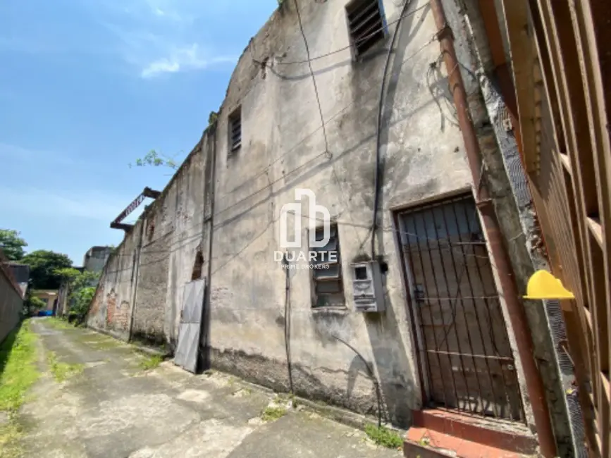 Foto 2 de Terreno / Lote à venda, 1560m2 em Encruzilhada, Santos - SP