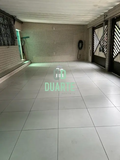 Foto 3 de Casa com 3 quartos à venda, 132m2 em Bom Retiro, Santos - SP