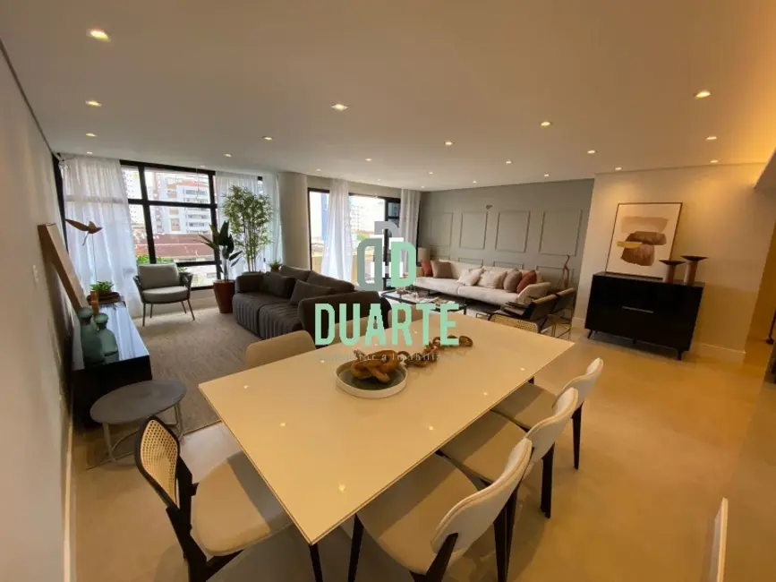 Apartamento com 3 quartos à venda, 190m2 em Pompéia, Santos - SP - imagem 3 Foto 3 de Apartamento com 3 quartos à venda, 190m2 em Pompéia, Santos - SP