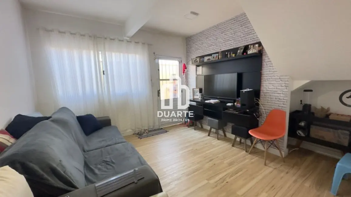 Foto 1 de Casa com 2 quartos à venda, 53m2 em Parque Bitaru, Sao Vicente - SP