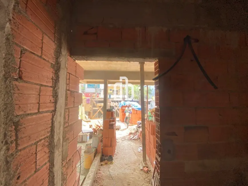 Foto 8 de Casa com 3 quartos à venda, 104m2 em Encruzilhada, Santos - SP