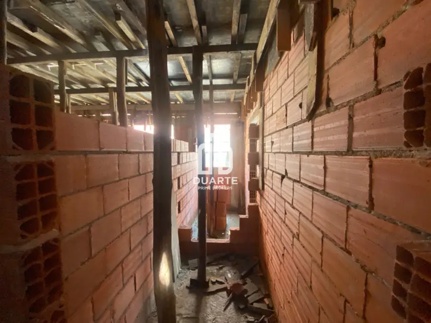 Foto 8 de Casa com 3 quartos à venda, 121m2 em Encruzilhada, Santos - SP