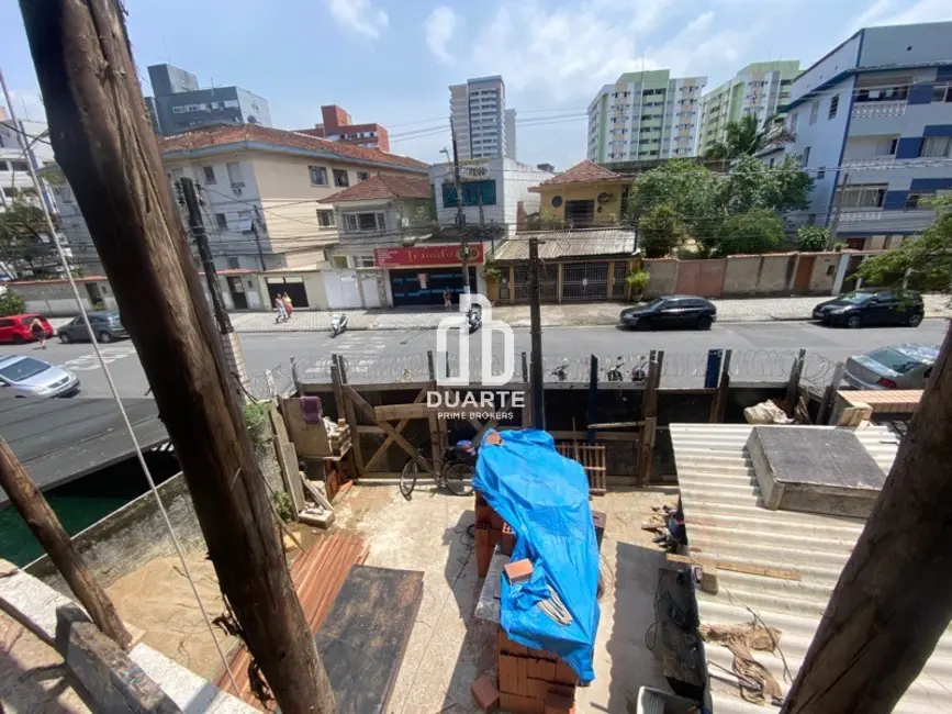 Foto 2 de Casa com 3 quartos à venda, 121m2 em Encruzilhada, Santos - SP