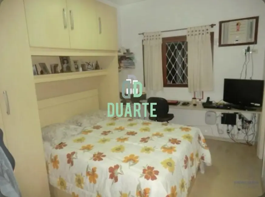 Casa com 3 quartos à venda, 131m2 em Boqueirão, Santos - SP - imagem 4 Foto 4 de Casa com 3 quartos à venda, 131m2 em Boqueirão, Santos - SP