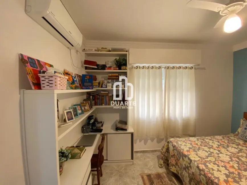 Apartamento com 2 quartos à venda, 70m2 em Gonzaga, Santos - SP - imagem 4 Foto 4 de Apartamento com 2 quartos à venda, 70m2 em Gonzaga, Santos - SP