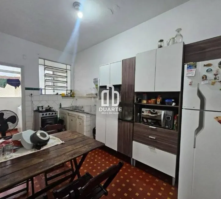 Casa com 2 quartos à venda, 92m2 em Encruzilhada, Santos - SP - imagem 9 Foto 9 de Casa com 2 quartos à venda, 92m2 em Encruzilhada, Santos - SP