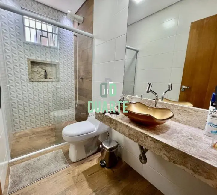 Foto 9 de Casa com 4 quartos à venda, 228m2 em Jardim Independência, Sao Vicente - SP