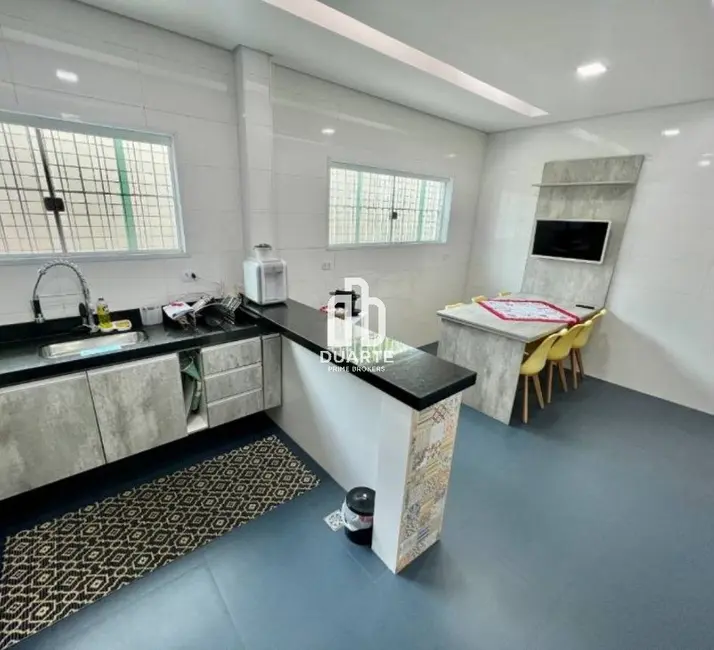 Foto 8 de Casa com 4 quartos à venda, 228m2 em Jardim Independência, Sao Vicente - SP