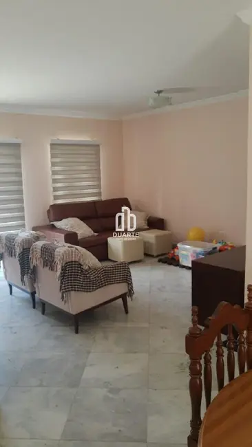 Foto 3 de Casa com 4 quartos à venda, 280m2 em Embaré, Santos - SP