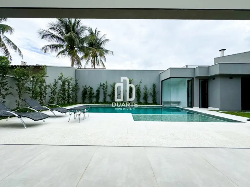 Foto 6 de Casa com 5 quartos à venda, 328m2 em Jardim Acapulco, Guaruja - SP