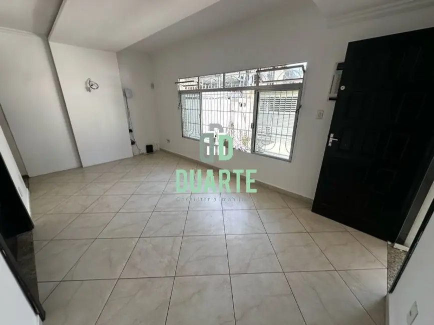 Foto 2 de Casa com 4 quartos para alugar, 200m2 em Boqueirão, Santos - SP